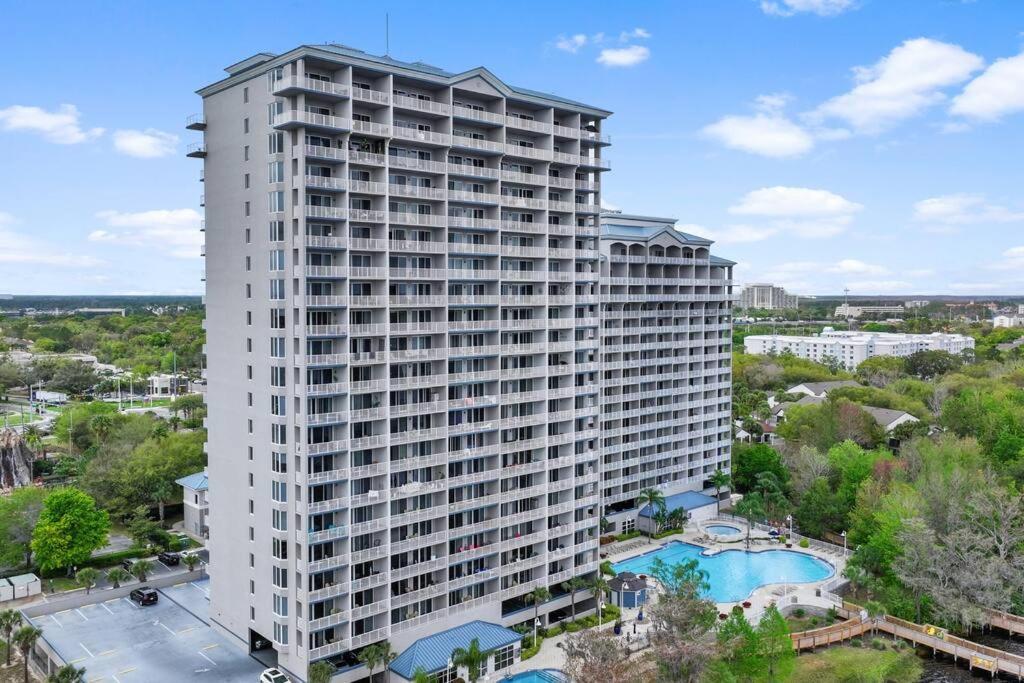 Cozy Lakeview Near Apartamento Orlando